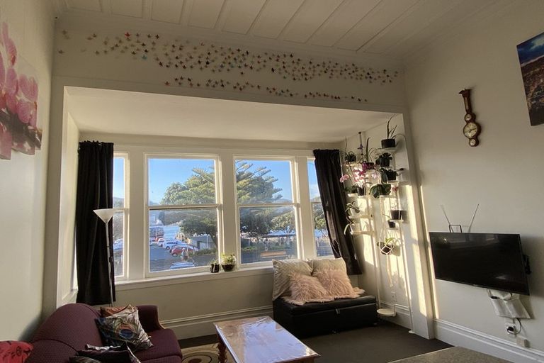 Photo of property in 156a Oriental Parade, Oriental Bay, Wellington, 6011