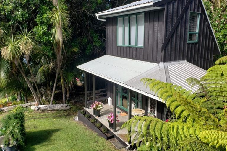 Photo of property in 58 Clinton Road, Tawharanui Peninsula, Warkworth, 0986