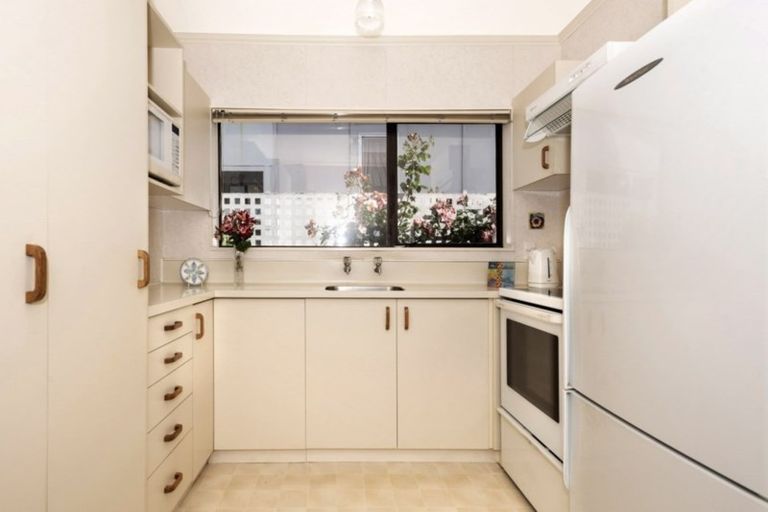 Photo of property in 102 Ormond Road, Whataupoko, Gisborne, 4010