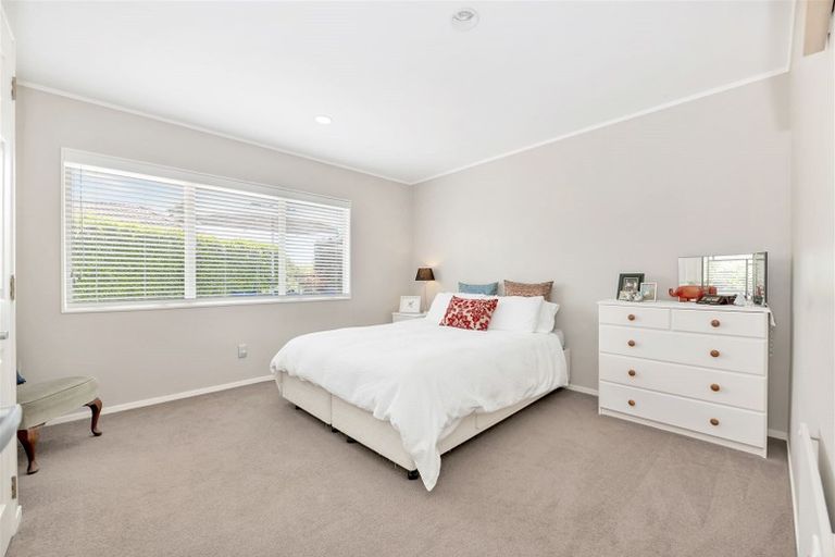Photo of property in 11 Ballycullanie Place, Dannemora, Auckland, 2016