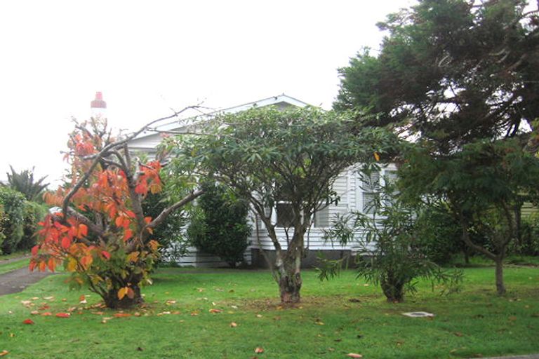 Photo of property in 23 Maire Street, Woburn, Lower Hutt, 5010