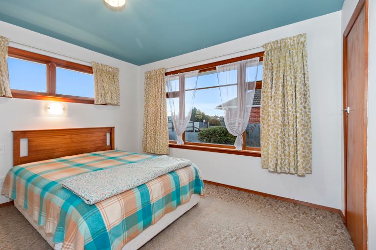 Photo of property in 70 Manurere Street, Hei Hei, Christchurch, 8042
