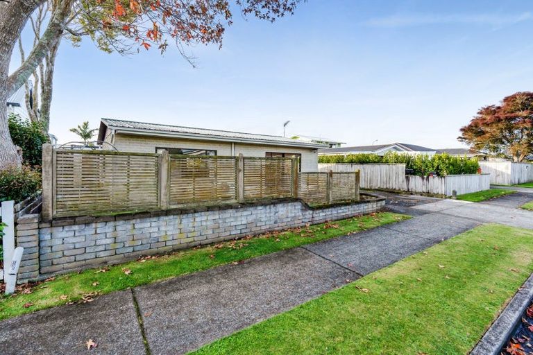 Photo of property in 5/1 Hawea Street, Merrilands, New Plymouth, 4312