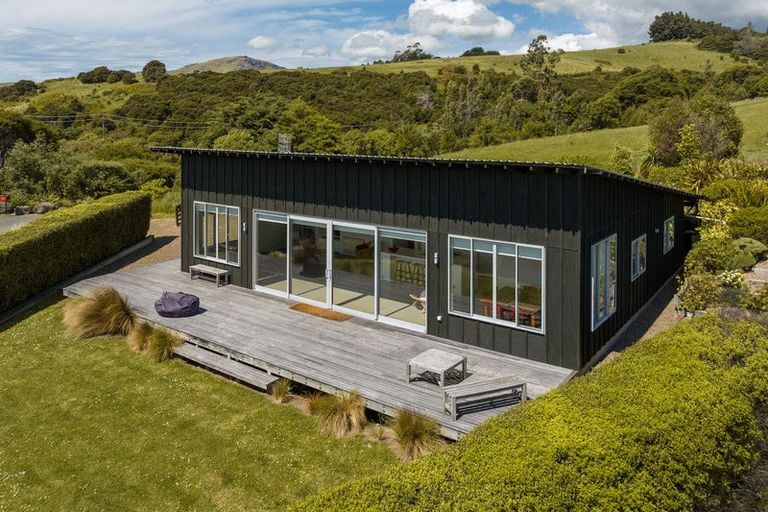 Photo of property in 108 Bayview Road, Charteris Bay, Lyttelton, 8971
