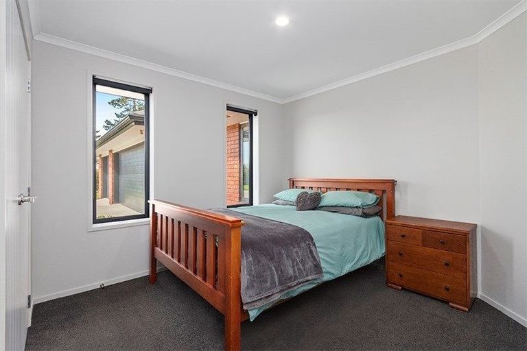 Photo of property in 38 Taurangaruru Road, Waiuku, 2683