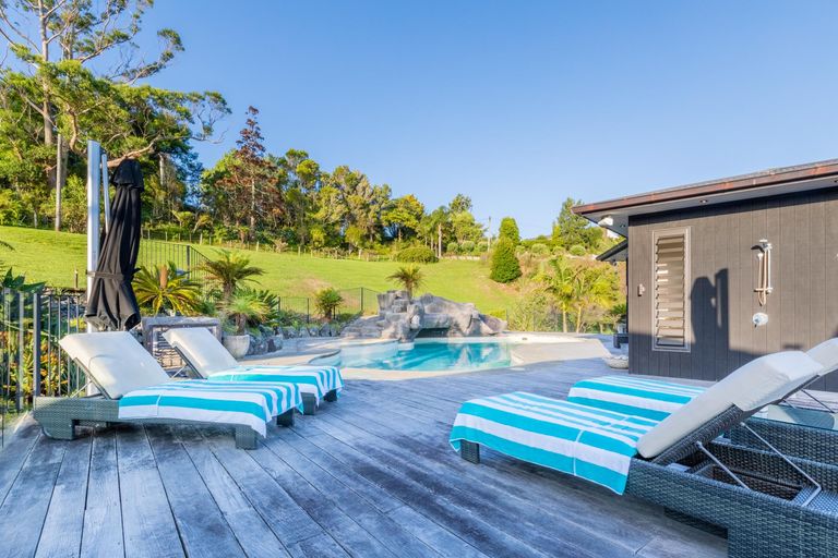 Photo of property in 211 Gills Road, Albany Heights, Auckland, 0632