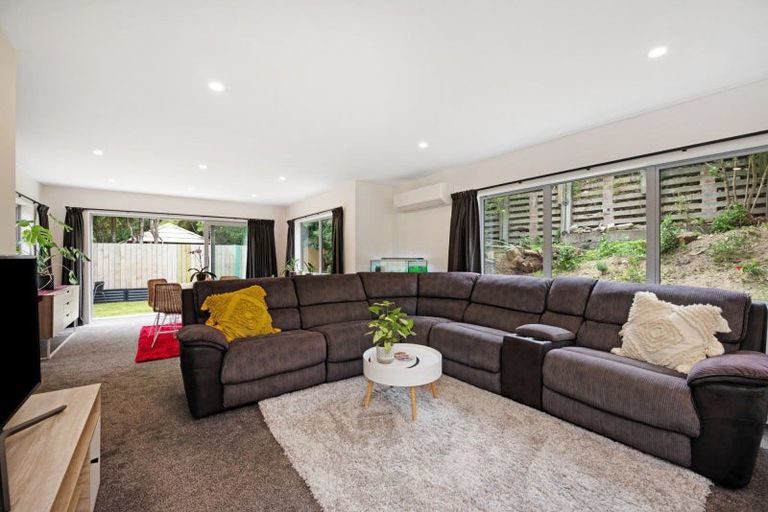 Photo of property in 5 Cunliffe Street, Johnsonville, Wellington, 6037