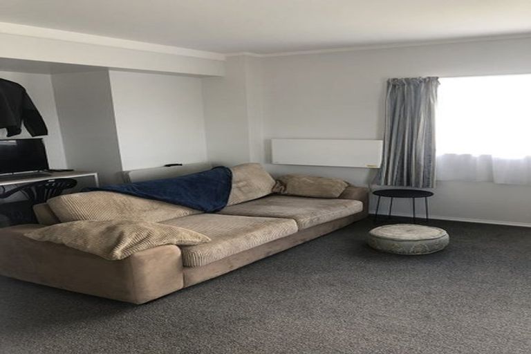 Photo of property in 2/54 Litten Road, Cockle Bay, Auckland, 2014