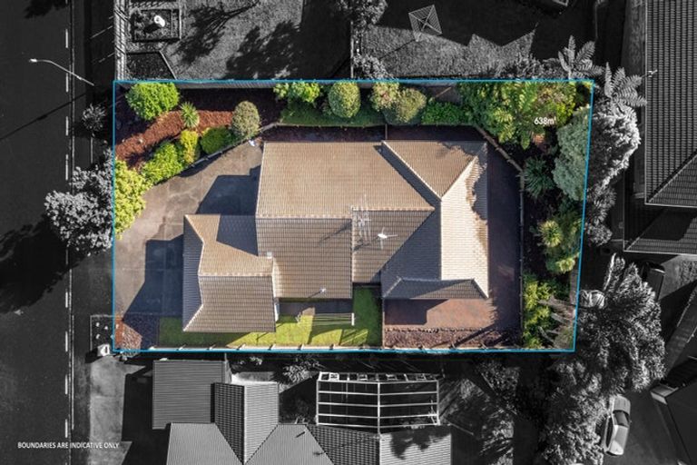 Photo of property in 6 Millstream Drive, Henderson, Auckland, 0610