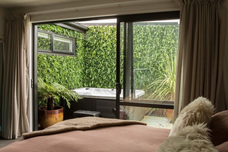 Photo of property in 45 West Meadows Drive, Wanaka, 9305