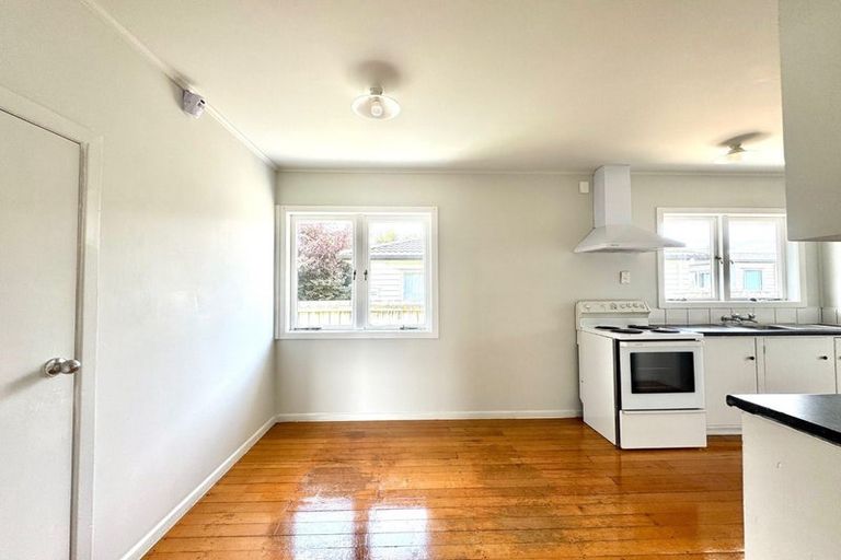 Photo of property in 5 Bolton Place, Otara, Auckland, 2023