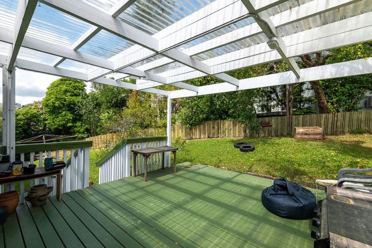 Photo of property in 25 Coromandel Crescent, Mairangi Bay, Auckland, 0630