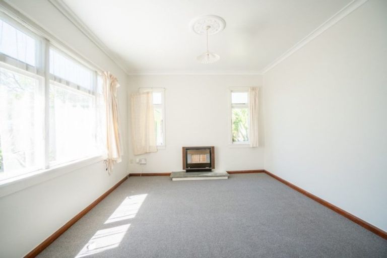Photo of property in 35a Alfred Street, Roslyn, Palmerston North, 4414