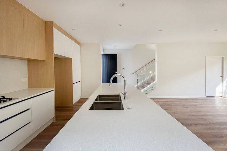 Photo of property in 83b Hastings Road, Mairangi Bay, Auckland, 0630