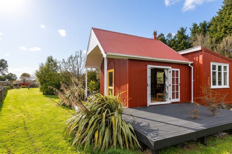 Photo of property in 960 Norfolk Road, Upper Plain, Carterton, 5791