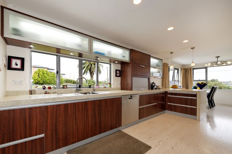 Photo of property in 53 Ellis Avenue, Mount Roskill, Auckland, 1041