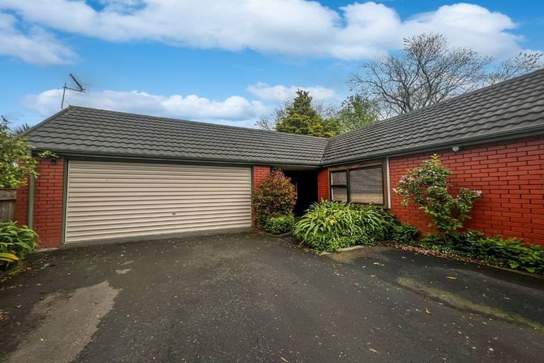 Photo of property in 26 Elmira Avenue, Hokowhitu, Palmerston North, 4410
