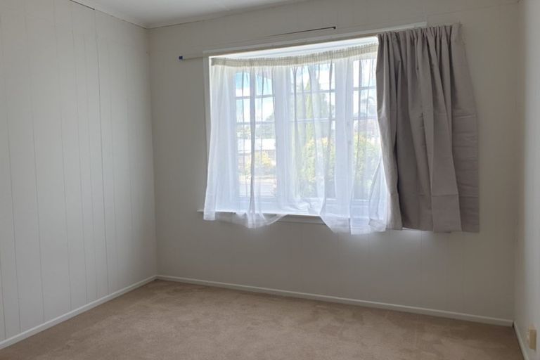 Photo of property in 56 Old Wairoa Road, Papakura, 2110