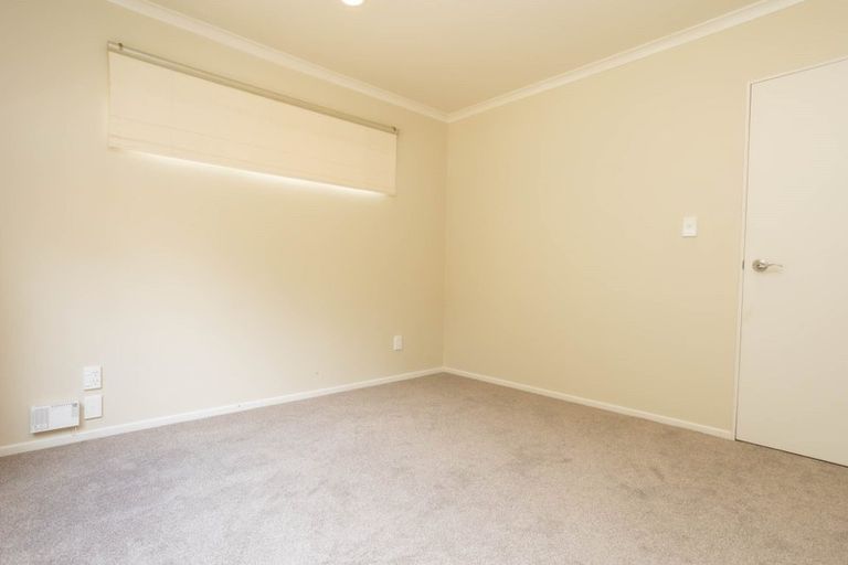 Photo of property in 40 Monte Cassino Place, Birkdale, Auckland, 0626