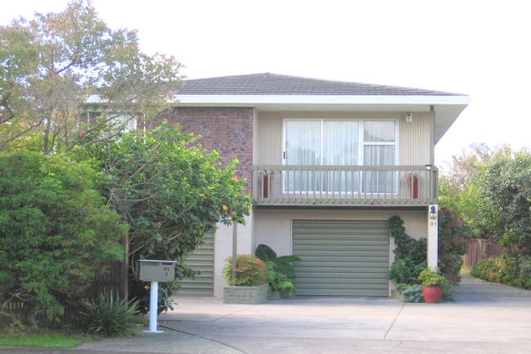 Photo of property in 1/31 Mccrystal Avenue, Bucklands Beach, Auckland, 2012