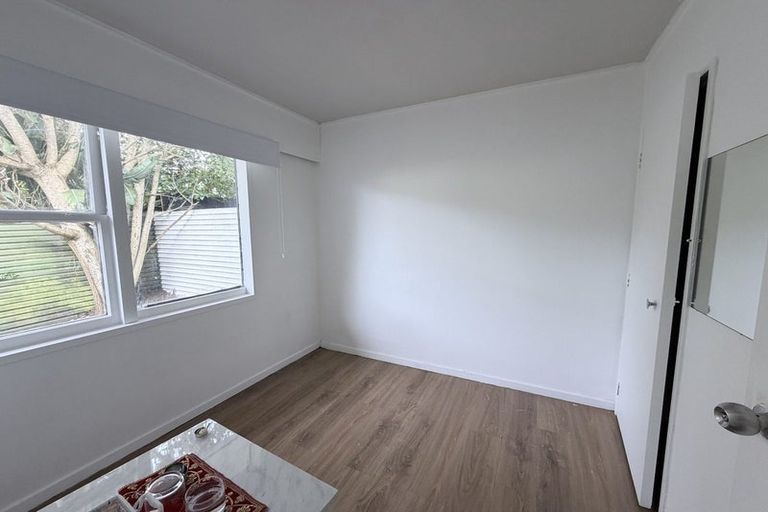 Photo of property in 2/33 Ashlynne Avenue, Papatoetoe, Auckland, 2025