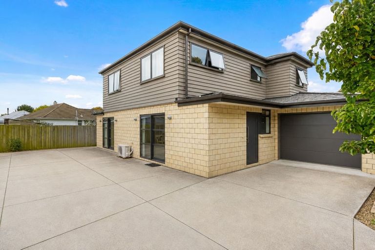 Photo of property in 16a Truman Road, Bryndwr, Christchurch, 8053