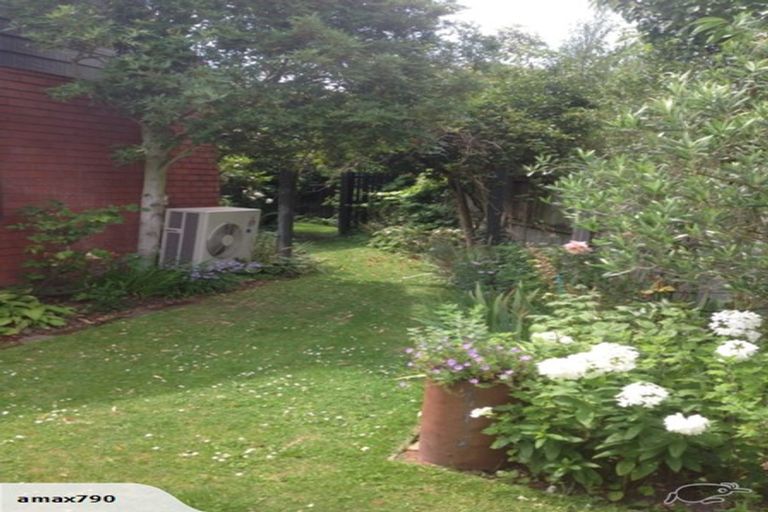 Photo of property in 2/79 Saint James Avenue, Papanui, Christchurch, 8053