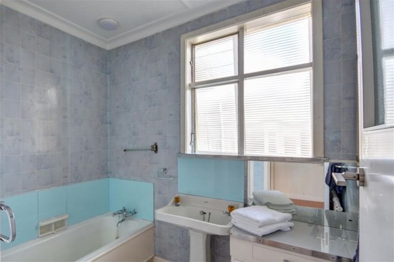 Photo of property in 43 Melville Street, Dunedin Central, Dunedin, 9016