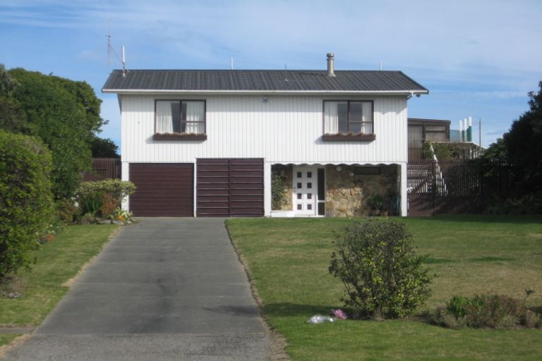 Photo of property in 45 Rua Avenue, Waitarere Beach, Levin, 5510