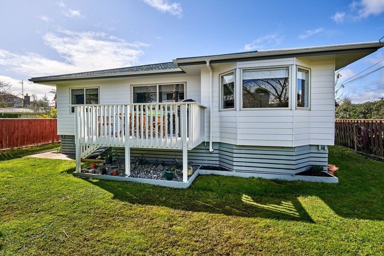 Photo of property in 12a Vaucluse Avenue, Paraparaumu Beach, Paraparaumu, 5032