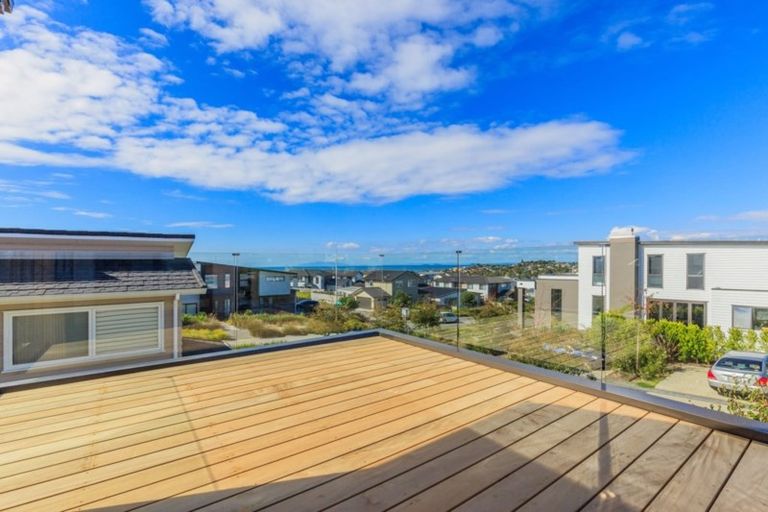 Photo of property in 3 Copper Lane, Long Bay, Auckland, 0630