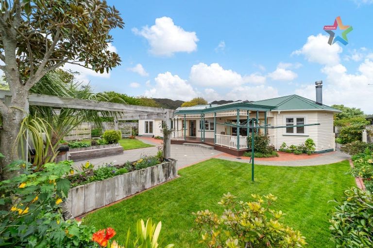 Photo of property in 183 Waiwhetu Road, Waterloo, Lower Hutt, 5011