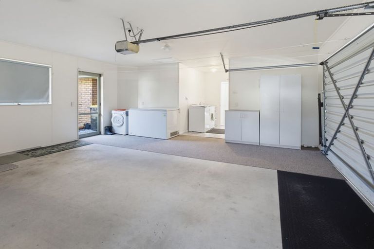 Photo of property in 8 Idesia Grove, Richmond, 7020