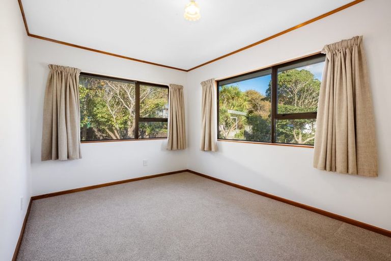 Photo of property in 8 Pukerua Beach Road, Pukerua Bay, 5026