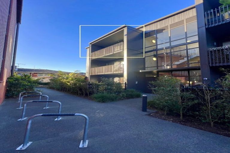 Photo of property in 201/340 Onehunga Mall, Onehunga, Auckland, 1061