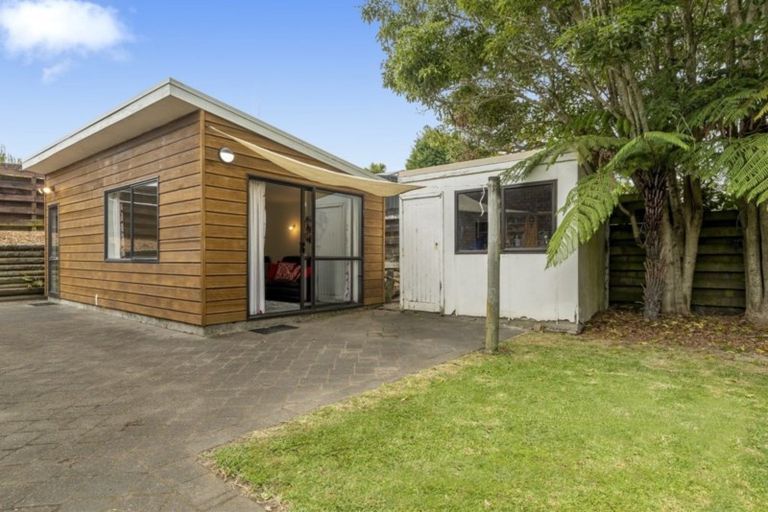 Photo of property in 129 Waitaha Road, Welcome Bay, Tauranga, 3112