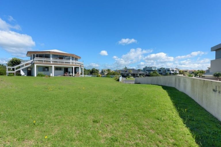Photo of property in 10 Sunbrae Grove, Mount Maunganui, 3116