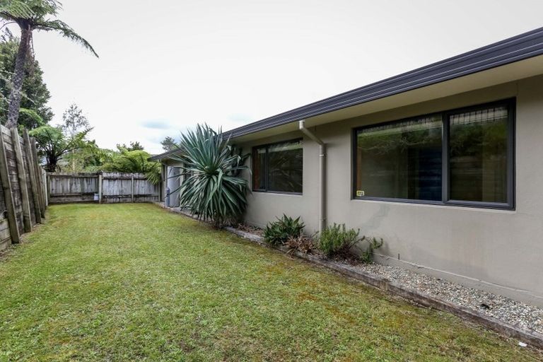 Photo of property in 90a Awanui Street, Merrilands, New Plymouth, 4312
