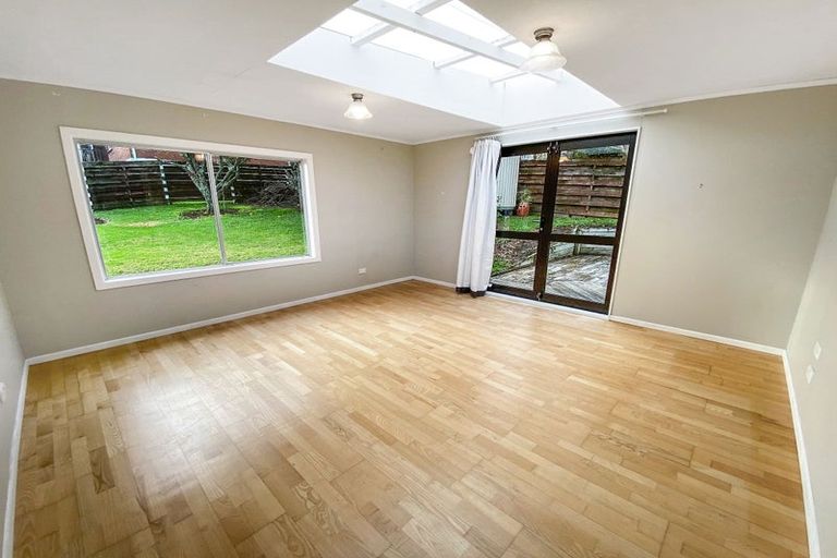Photo of property in 8 Bentley Avenue, Glenfield, Auckland, 0629