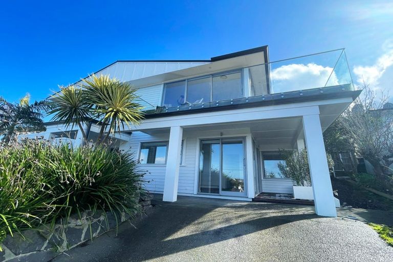 Photo of property in 26 City View Terrace, Birkenhead, Auckland, 0626