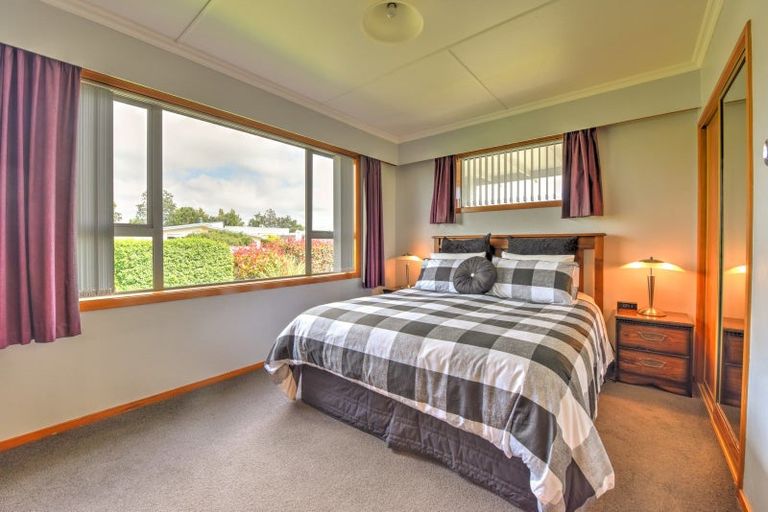 Photo of property in 17 Vera Street, Gore, 9710