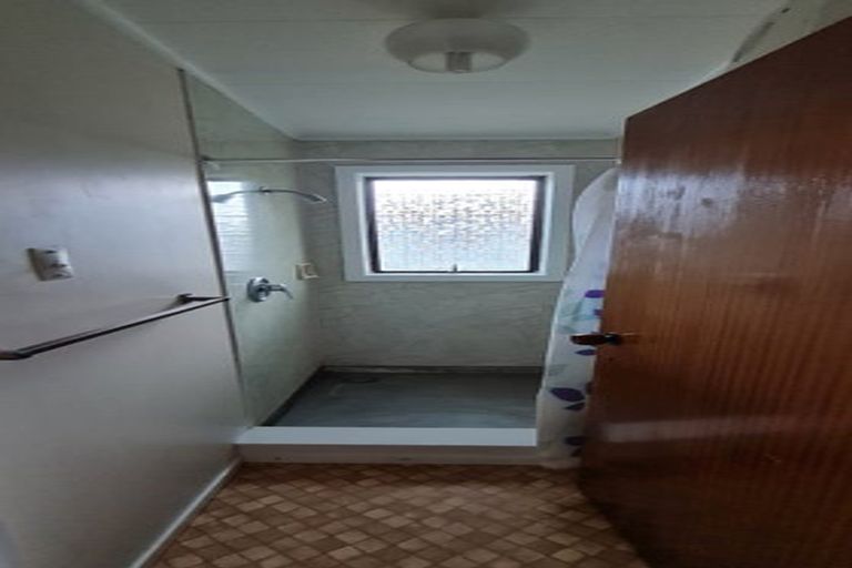 Photo of property in 61 Viewmont Drive, Harbour View, Lower Hutt, 5010