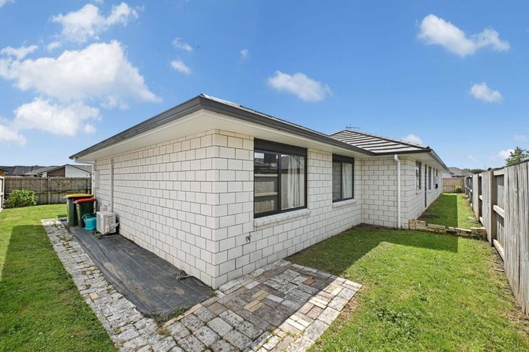 Photo of property in 1 Capricorn Place, Rototuna North, Hamilton, 3210