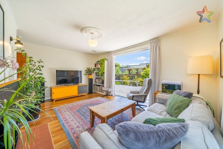 Photo of property in 72 Gordon Street, Avalon, Lower Hutt, 5011
