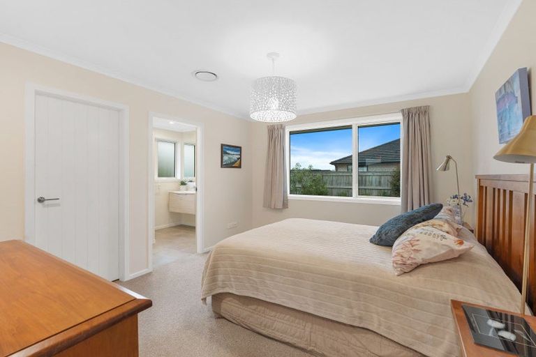 Photo of property in 1 Fantail Avenue, Carterton, 5713