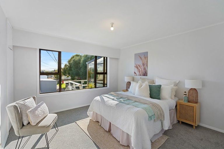 Photo of property in 5 Parakai Street, Paraparaumu, 5032