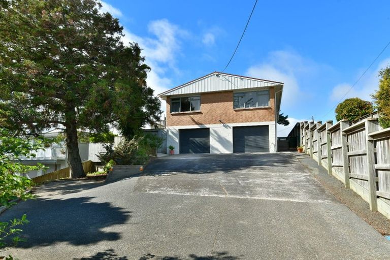 Photo of property in 55 Braemar Road, Castor Bay, Auckland, 0620