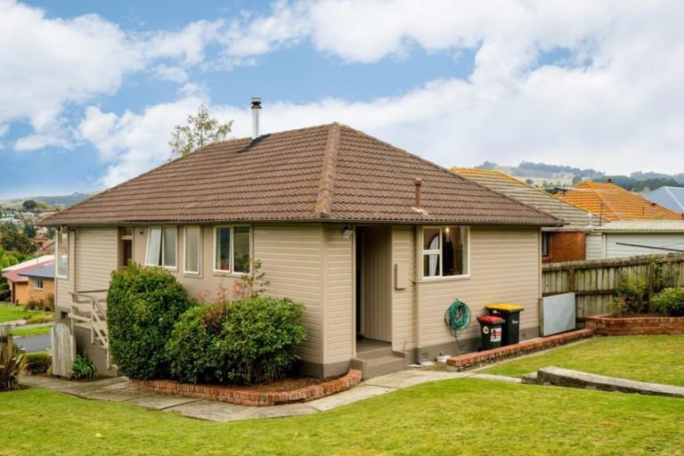 Photo of property in 31 Burgess Street, Green Island, Dunedin, 9018