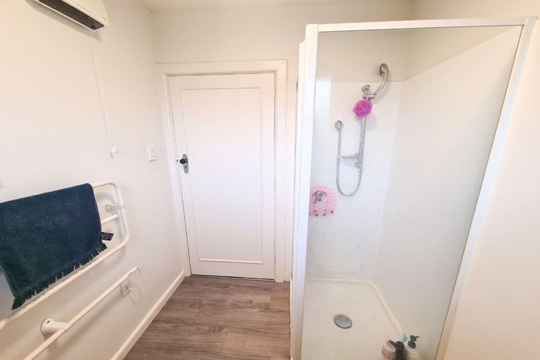 Photo of property in 1/82 Quinns Road, Shirley, Christchurch, 8013