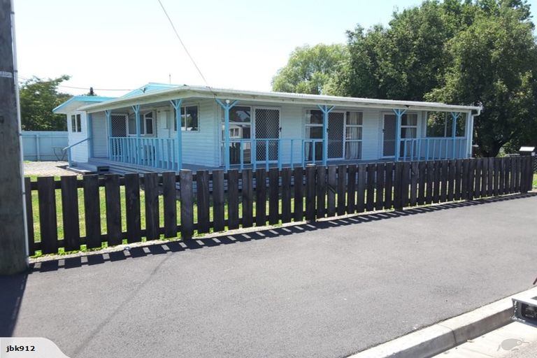 Photo of property in 50 Bibby Street, Waipawa, 4210